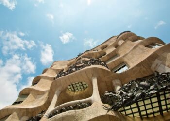 Where to Stay in Barcelona: Best Areas for Sights, Nightlife & the Beach