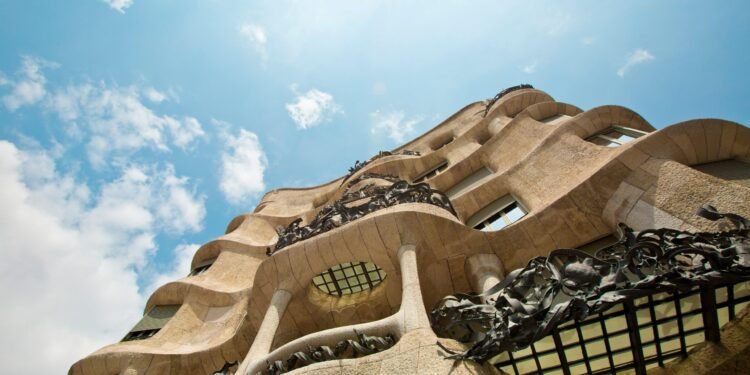 Where to Stay in Barcelona: Best Areas for Sights, Nightlife & the Beach